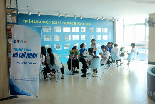 HO CHI MINH EXHIBITION - FUTURE FROM THE PAST